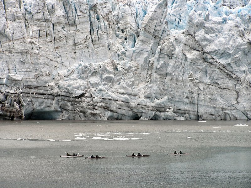 glacial-kayakers